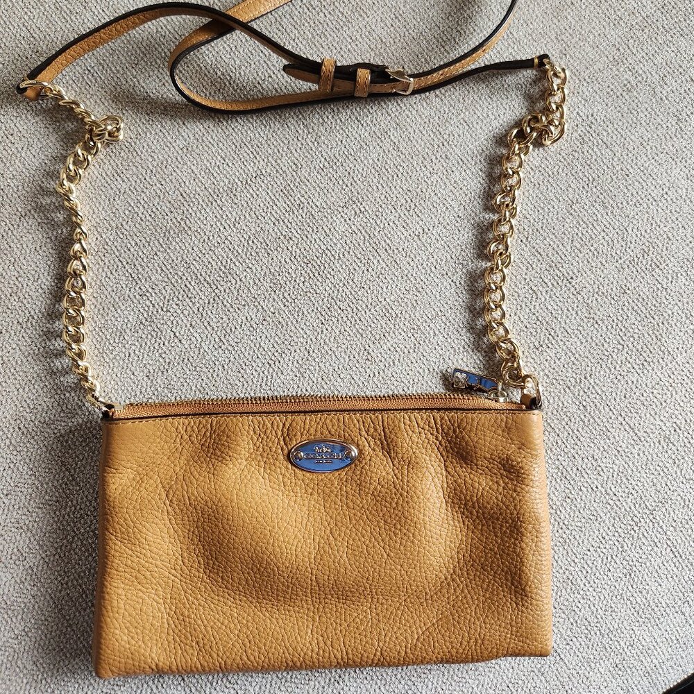 COACH pebble leather Quinn crossbody slim purse w/chain and leather strap